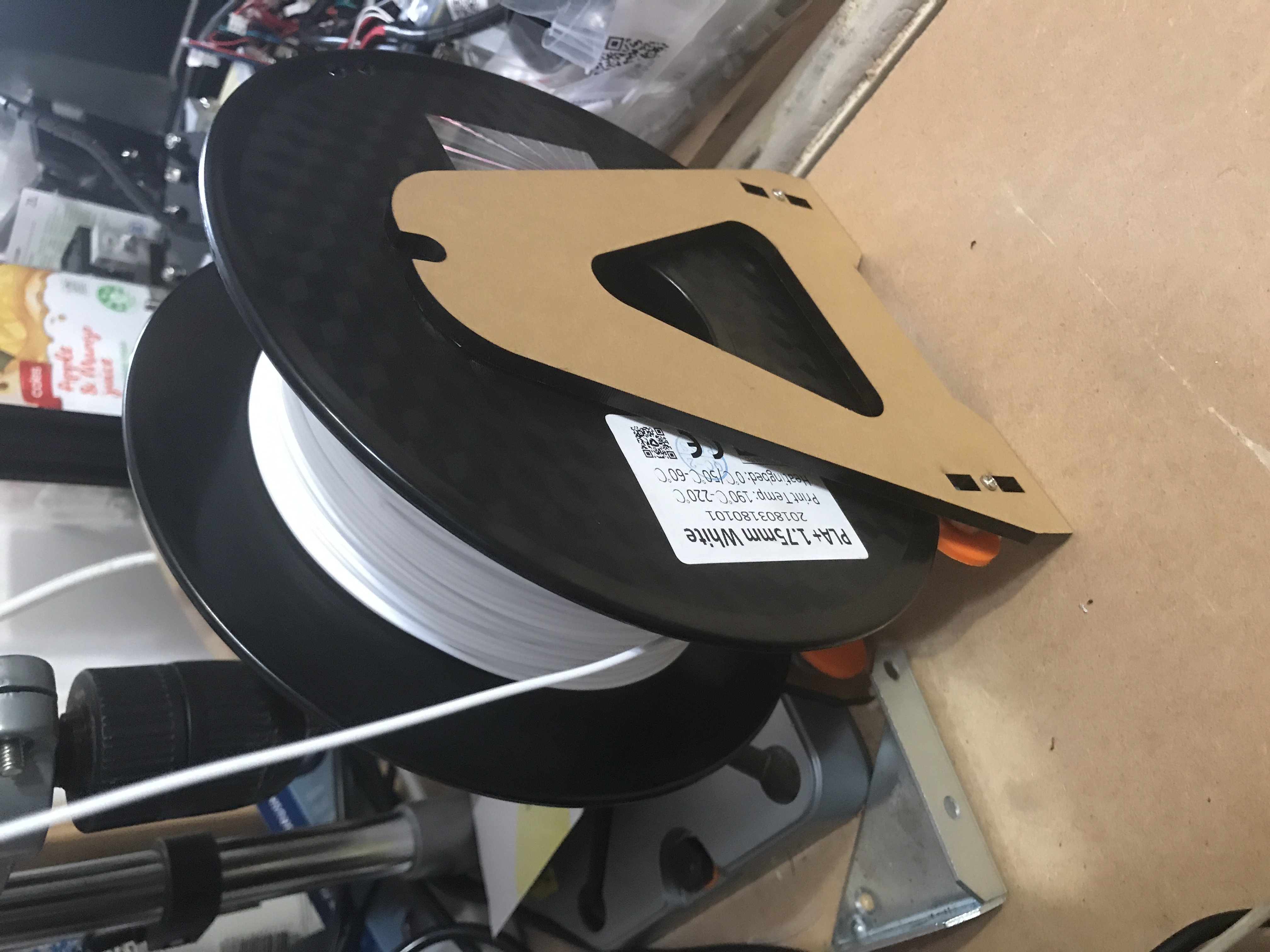 Self Supporting Universal Spool Holder (parametric)