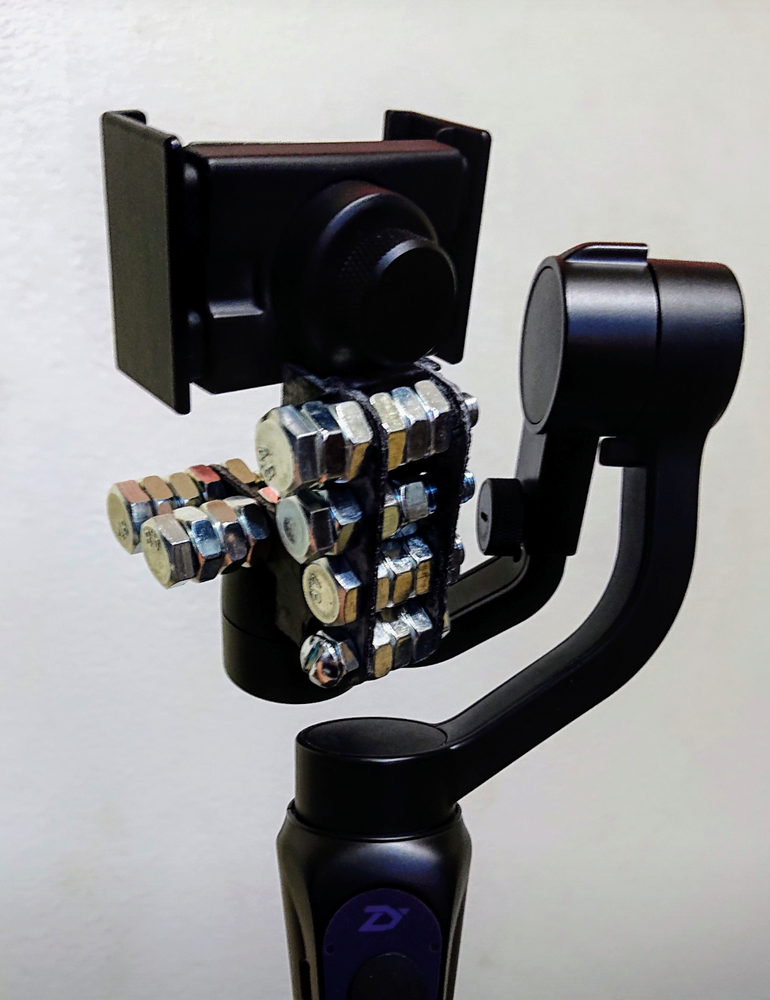 Zhiyun Smooth-Q larger counterweight