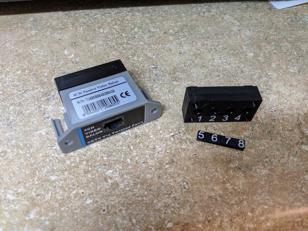 rj45 video balun to 4x 3.5mm adapter case
