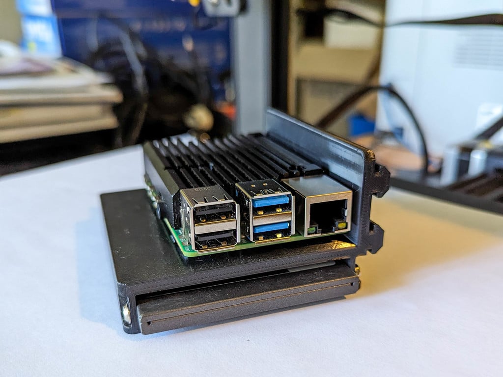 Octopi mount for RPi4 with Armor Heatsink and SSD 