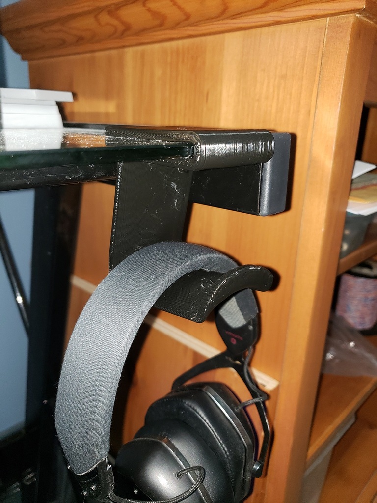 Clip on Headphone hook for desks