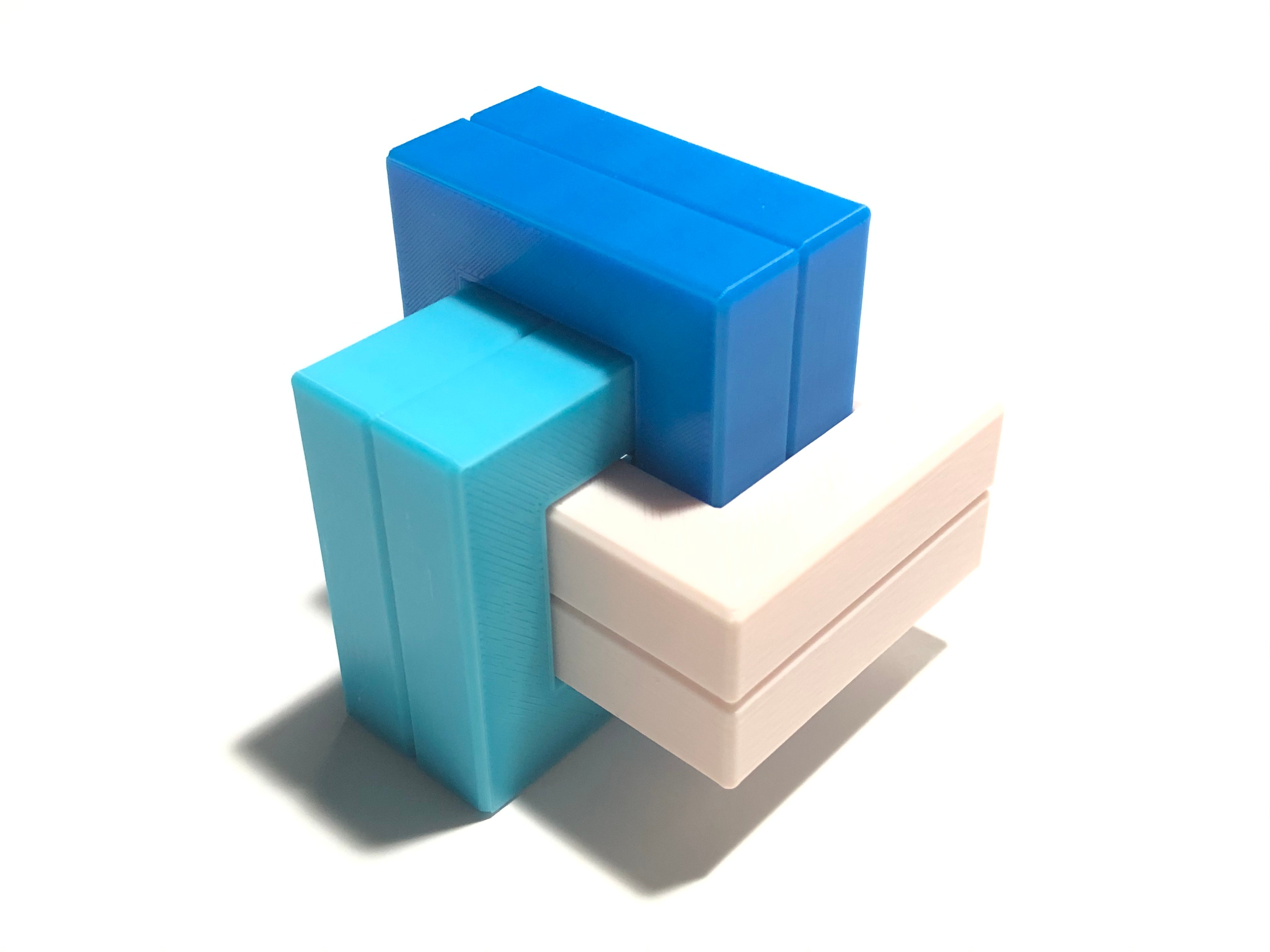 Knotty 6 - Interlocking puzzle by Yavuz Demirhan