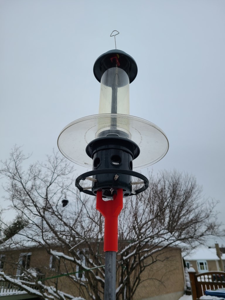 Pole Adapter for Squirrel Buster Plus bird feeder - SPLITED