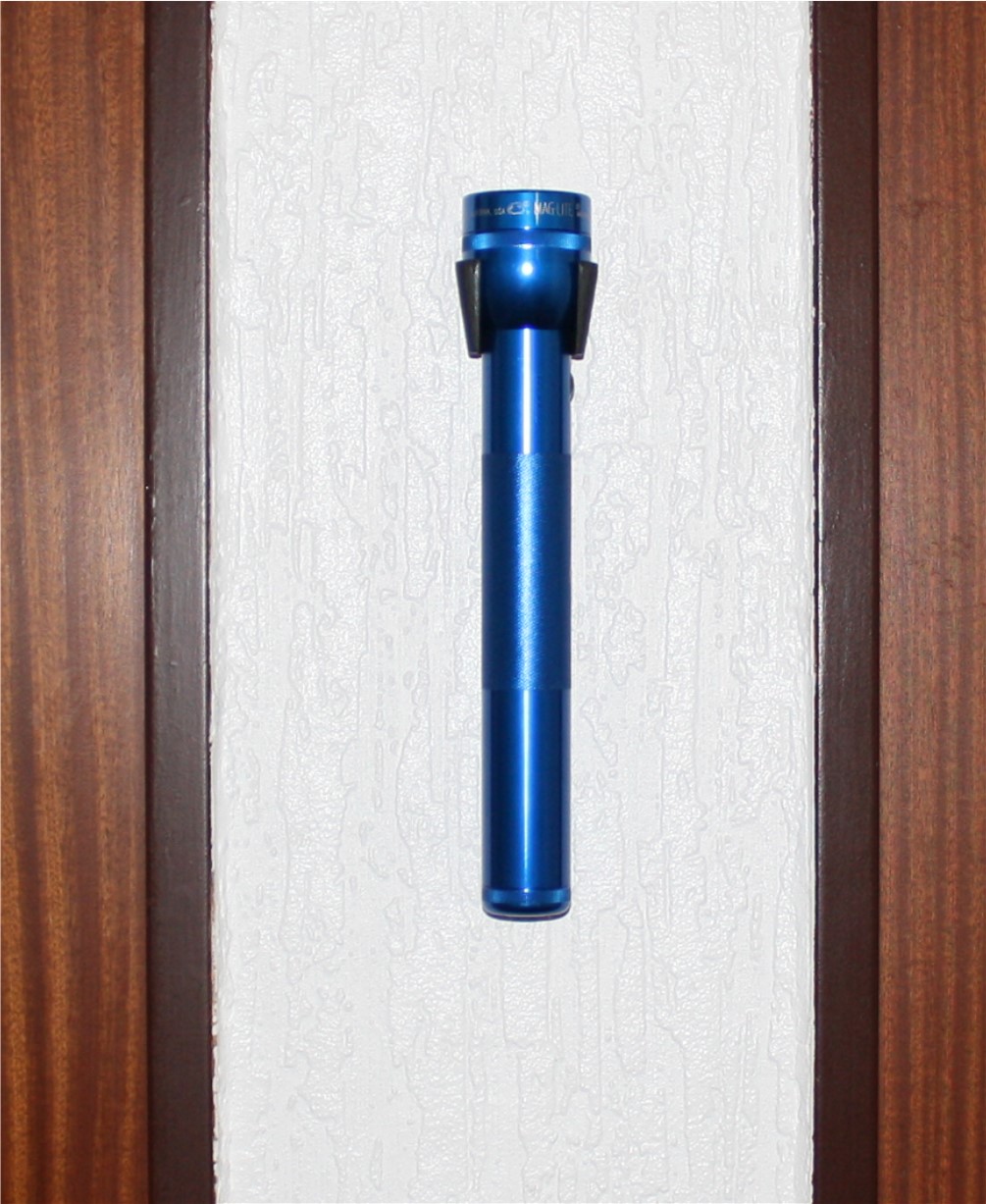 Maglite holder