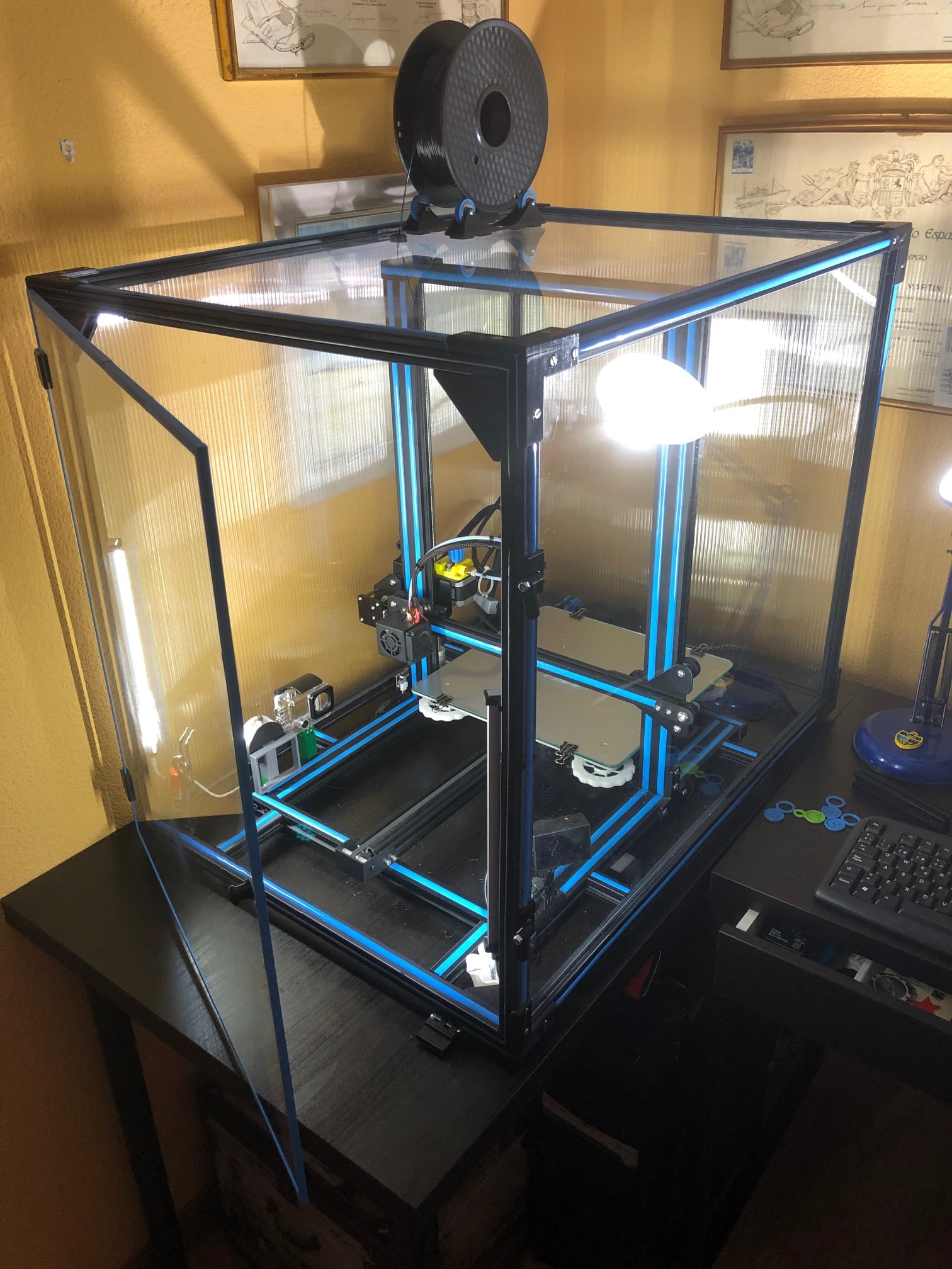 Enclosure for Creality CR-10 updated