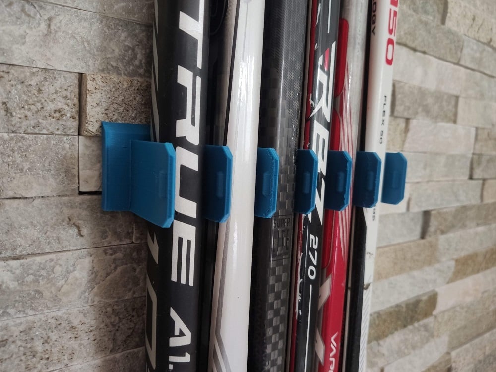 Hockey stick wall mount x6 / Support mural de 6 crosses de hockey