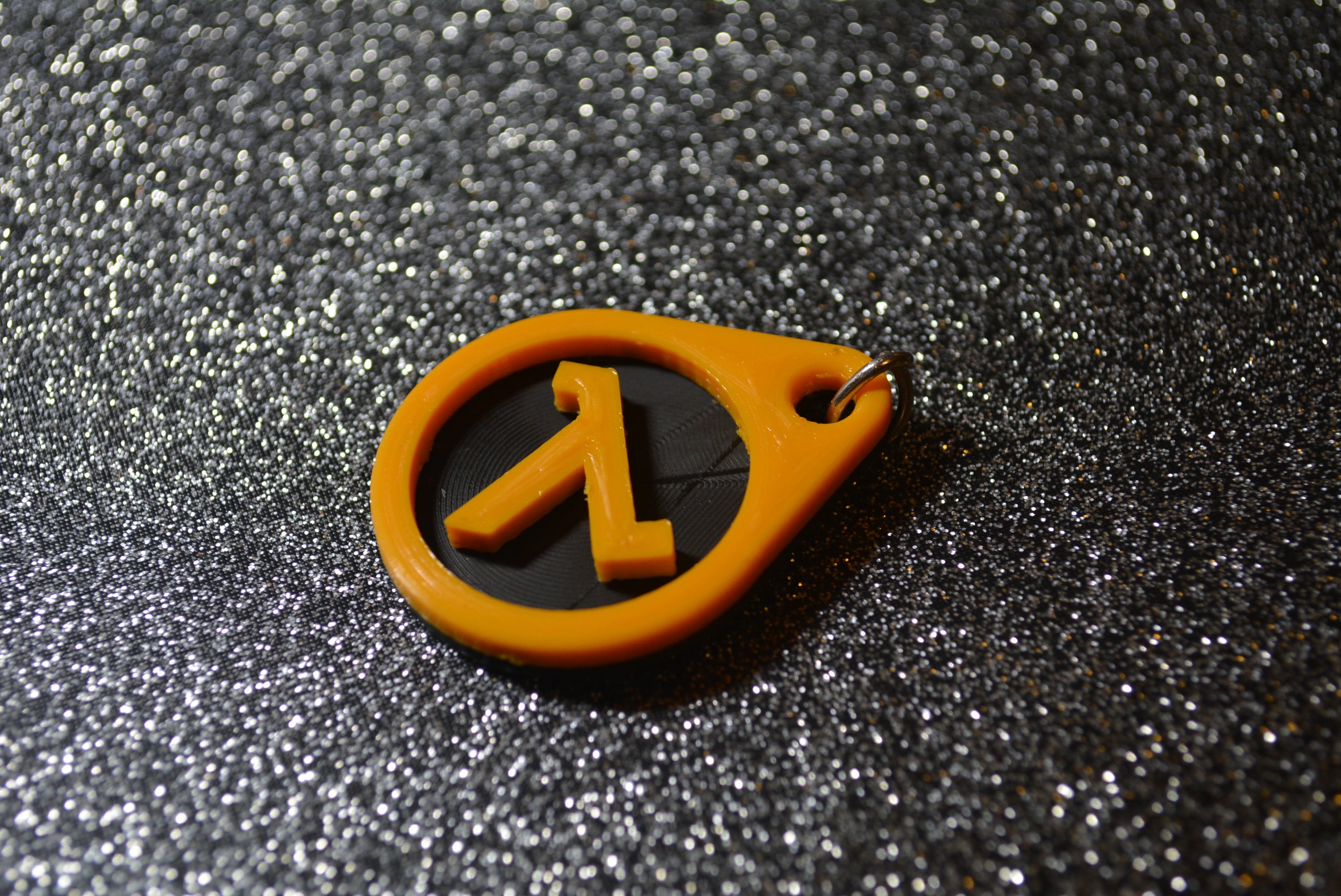 Lambda half-life keychain