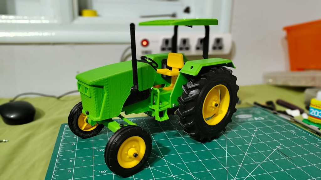 RC Tractor 3D printable