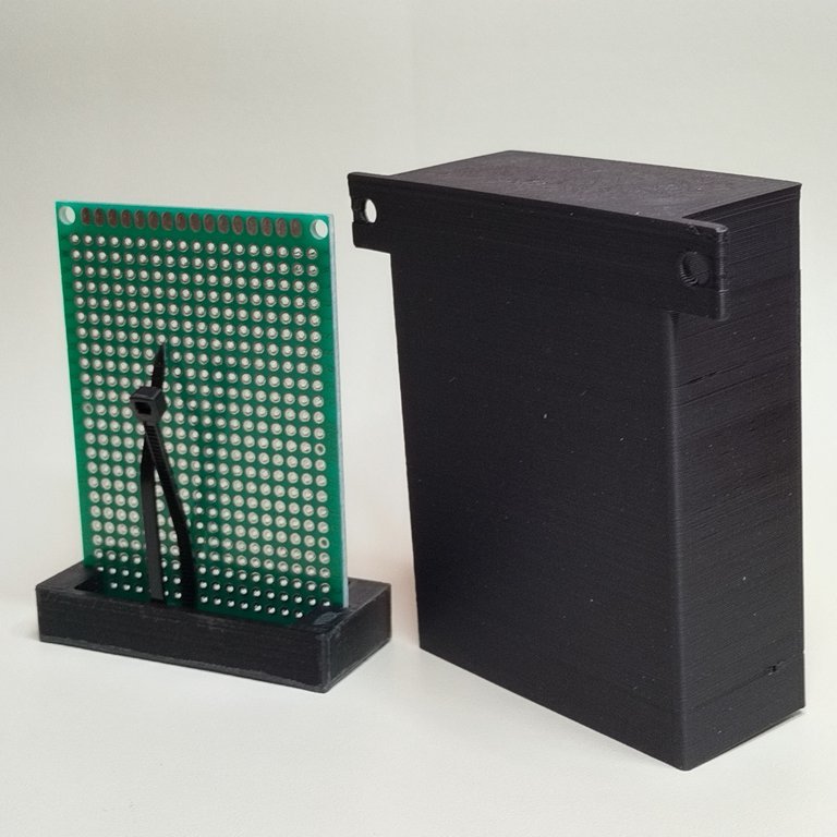 Ventilated Case for circuit board