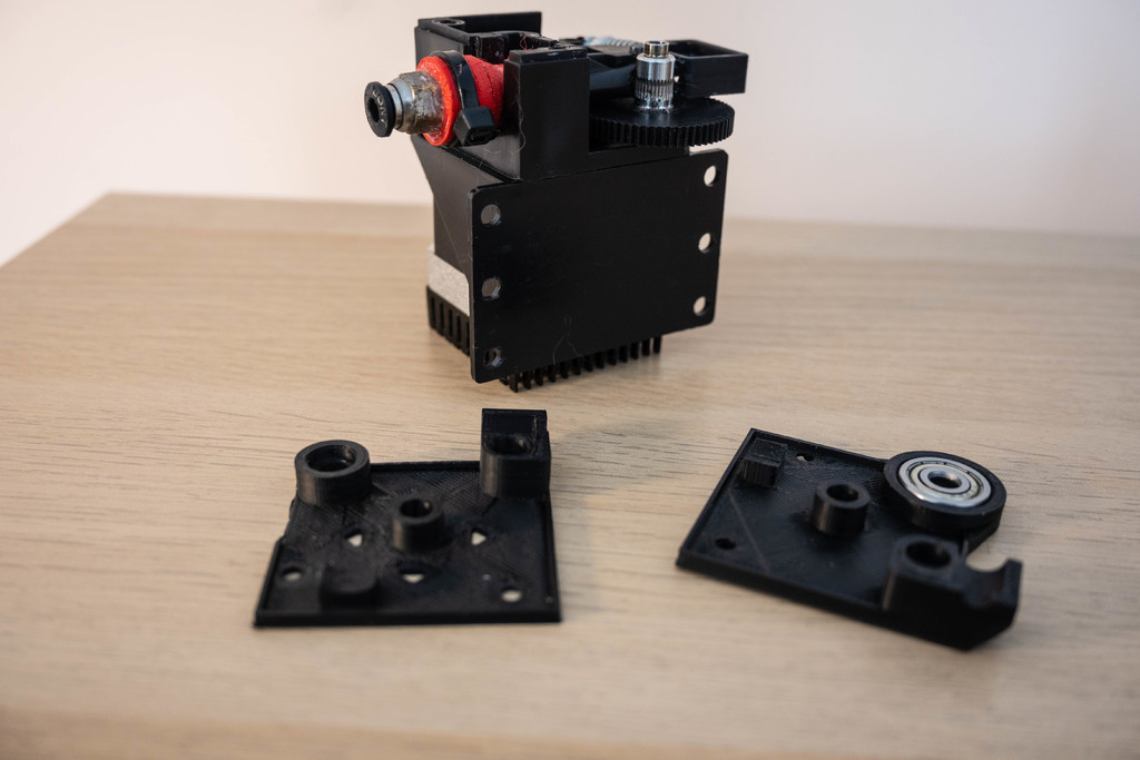 Titan Extruder - plastic cover (w/ multiple bearing options)