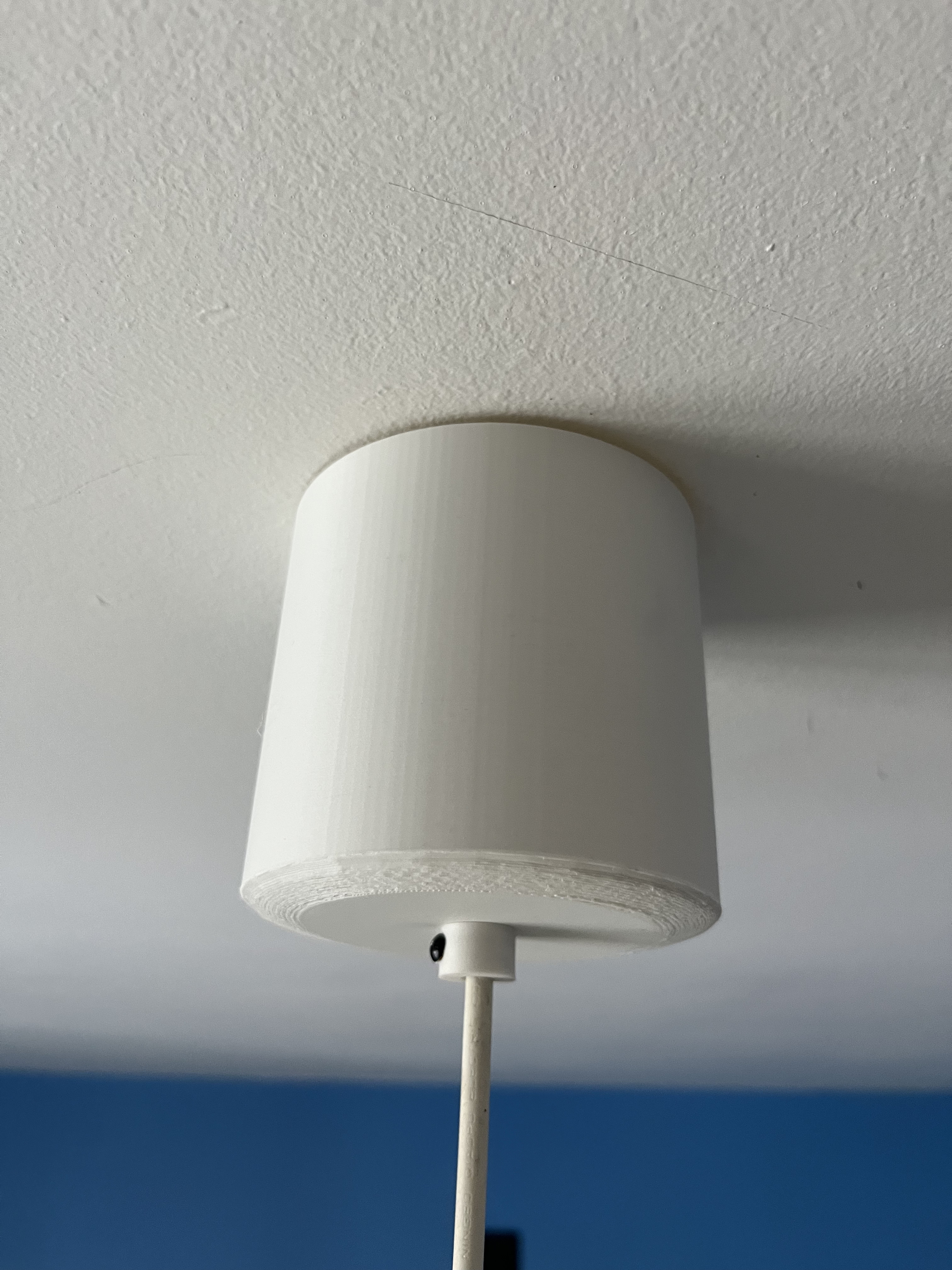 Ceiling rose for light