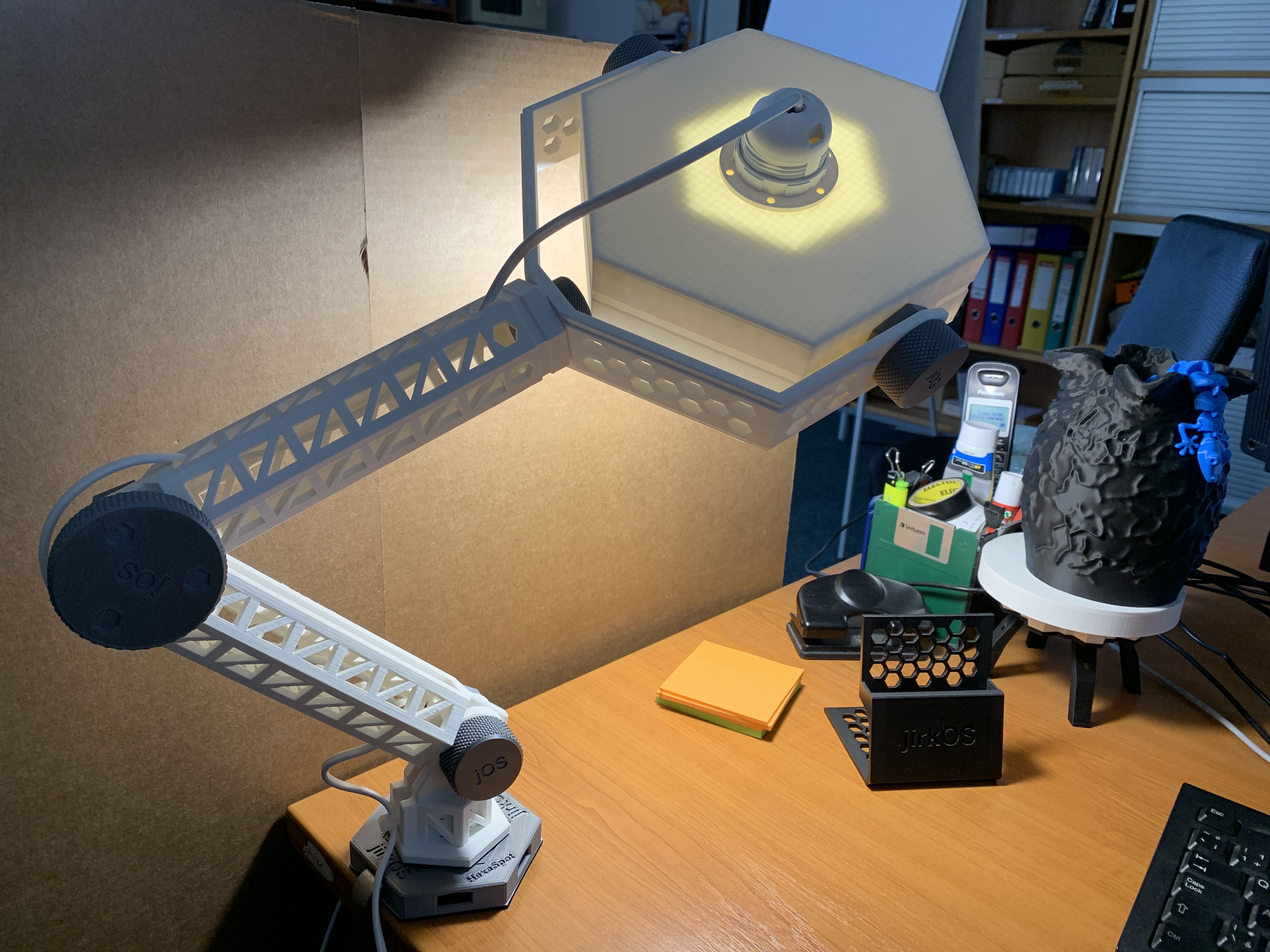HexaSpot Lamp v1