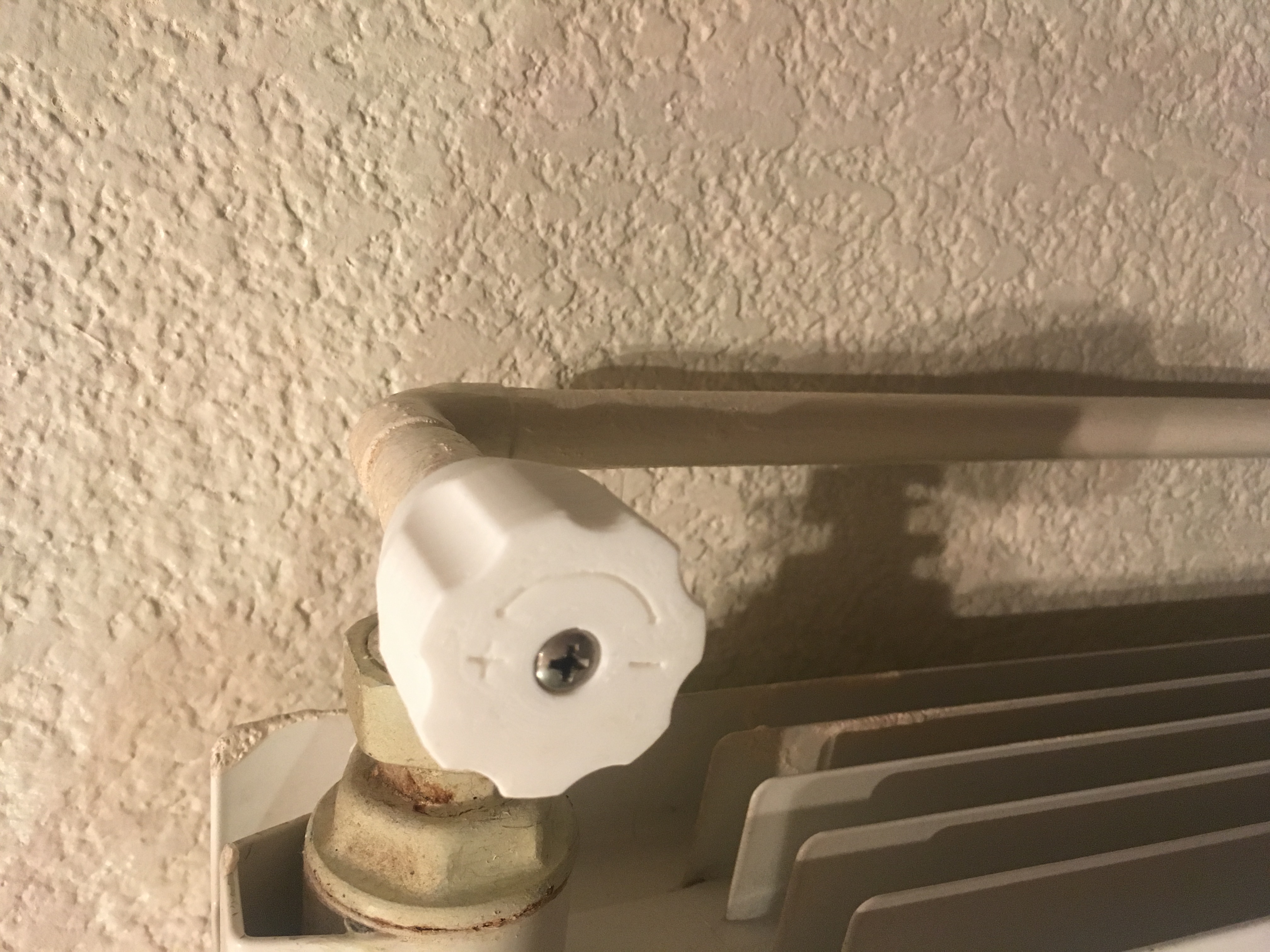 radiator key