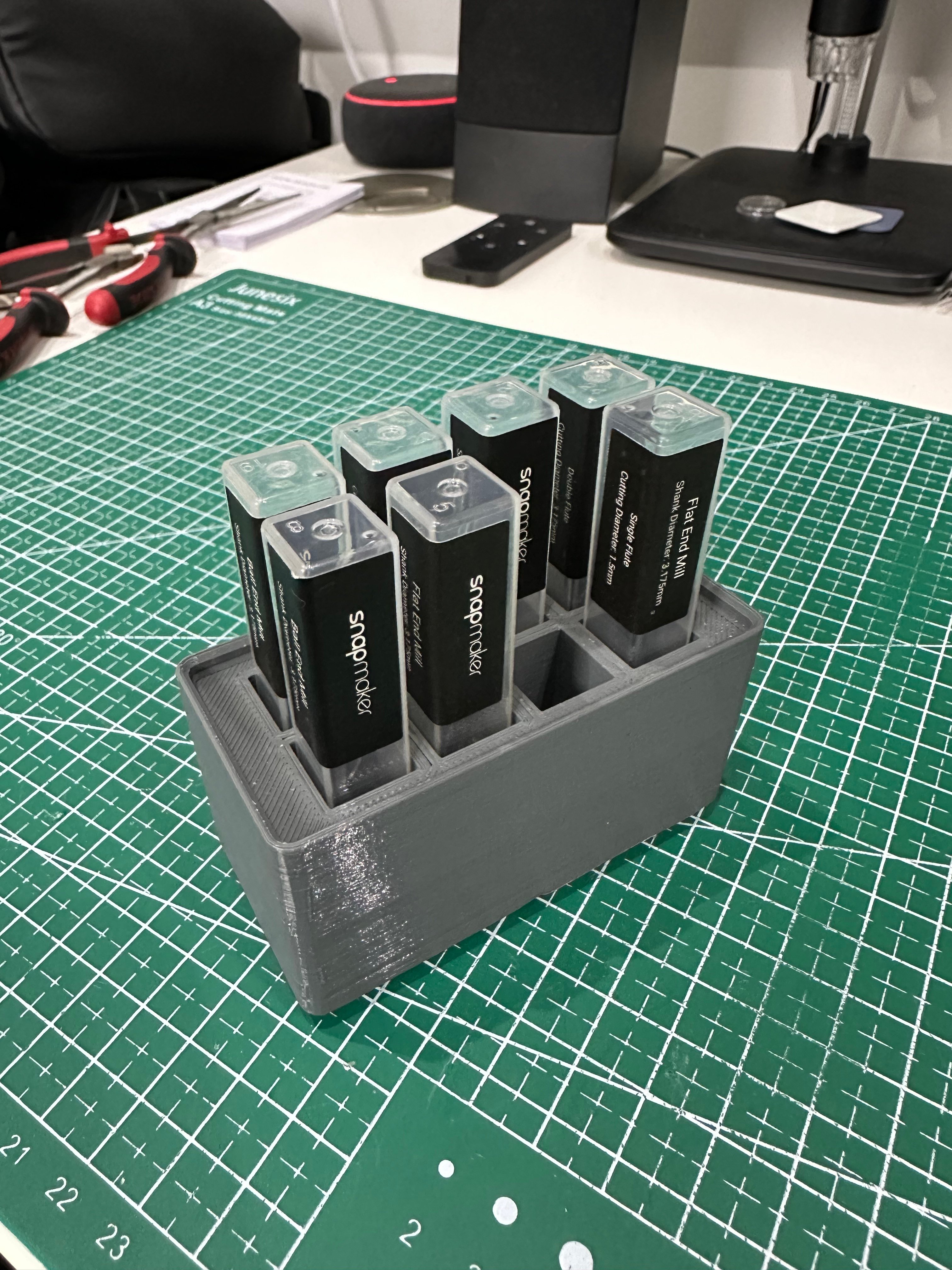 Gridfinity Snapmaker 2.0 CNC Bit Holder (for 8 bits)