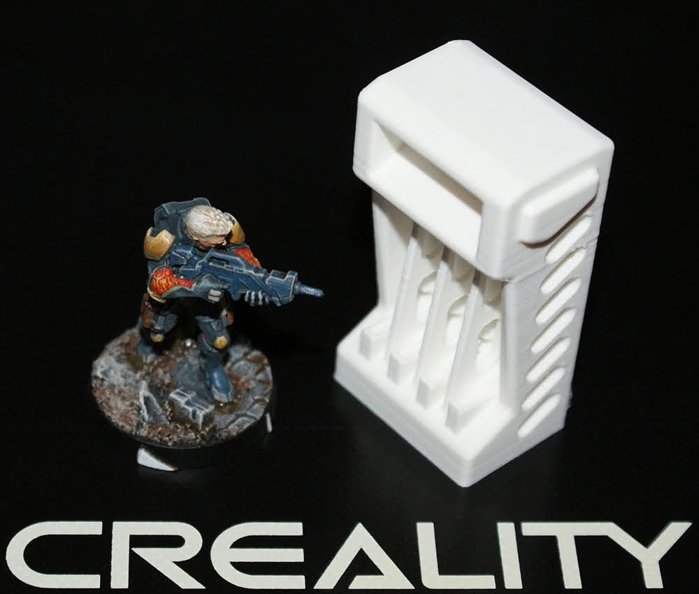 Scatter Terrain: Panoply / Weapon Locker