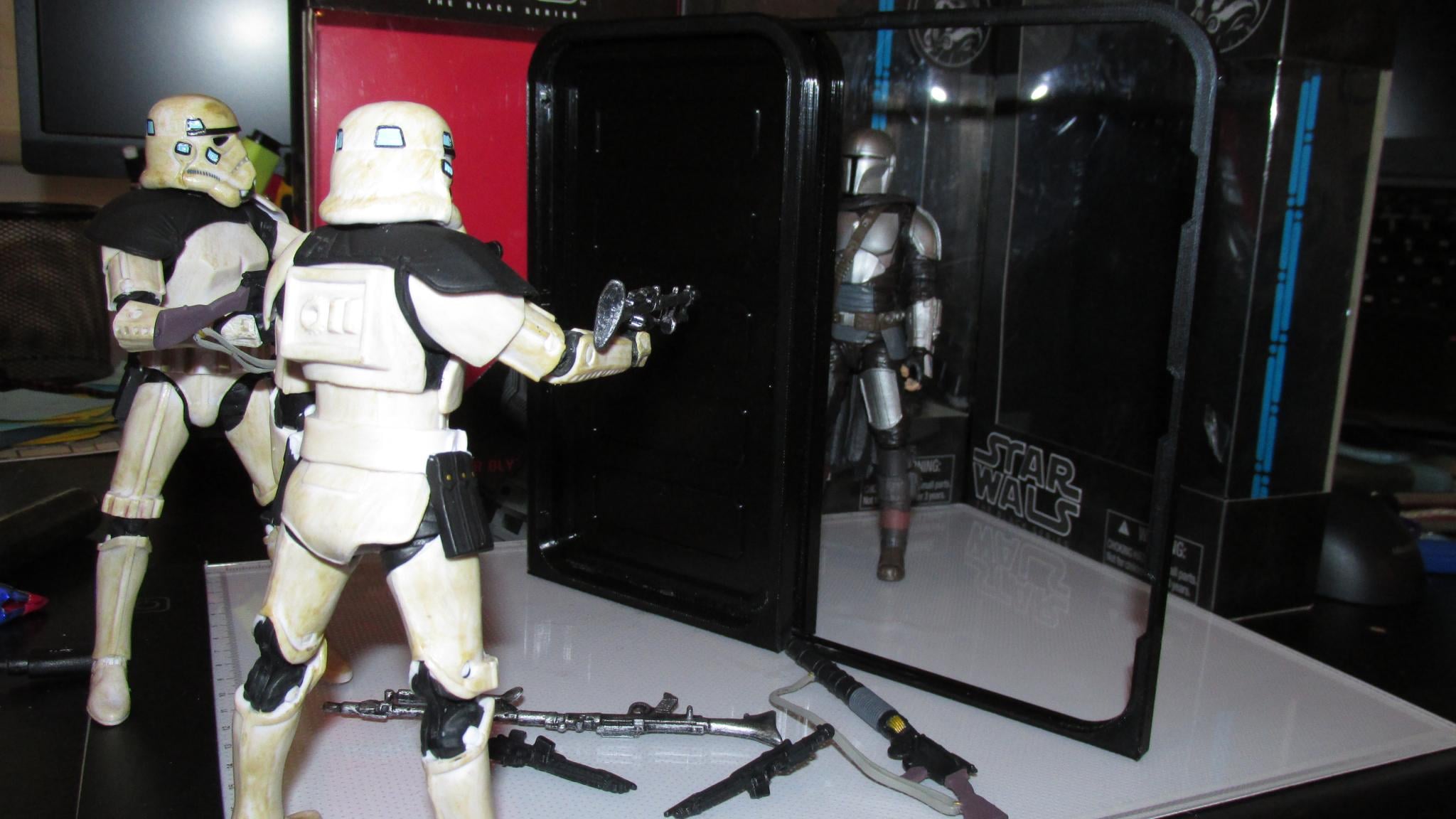 Star Wars The Mandalorian - The Client scene sliding door - Remix