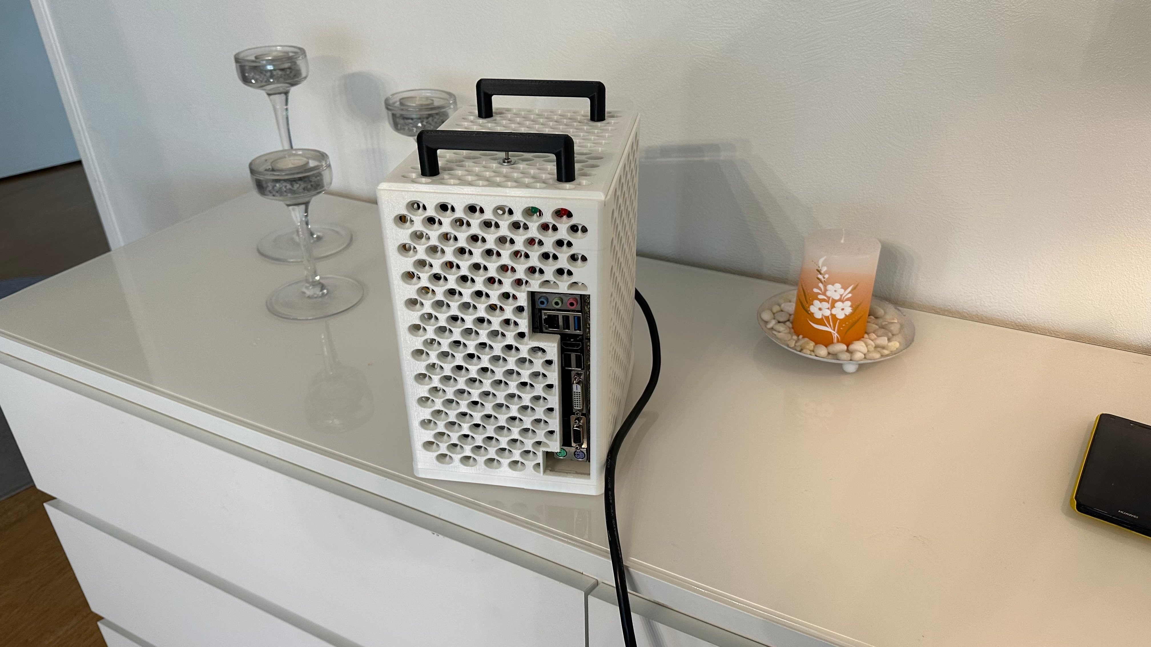 Apple Mac Pro style micro ATX case