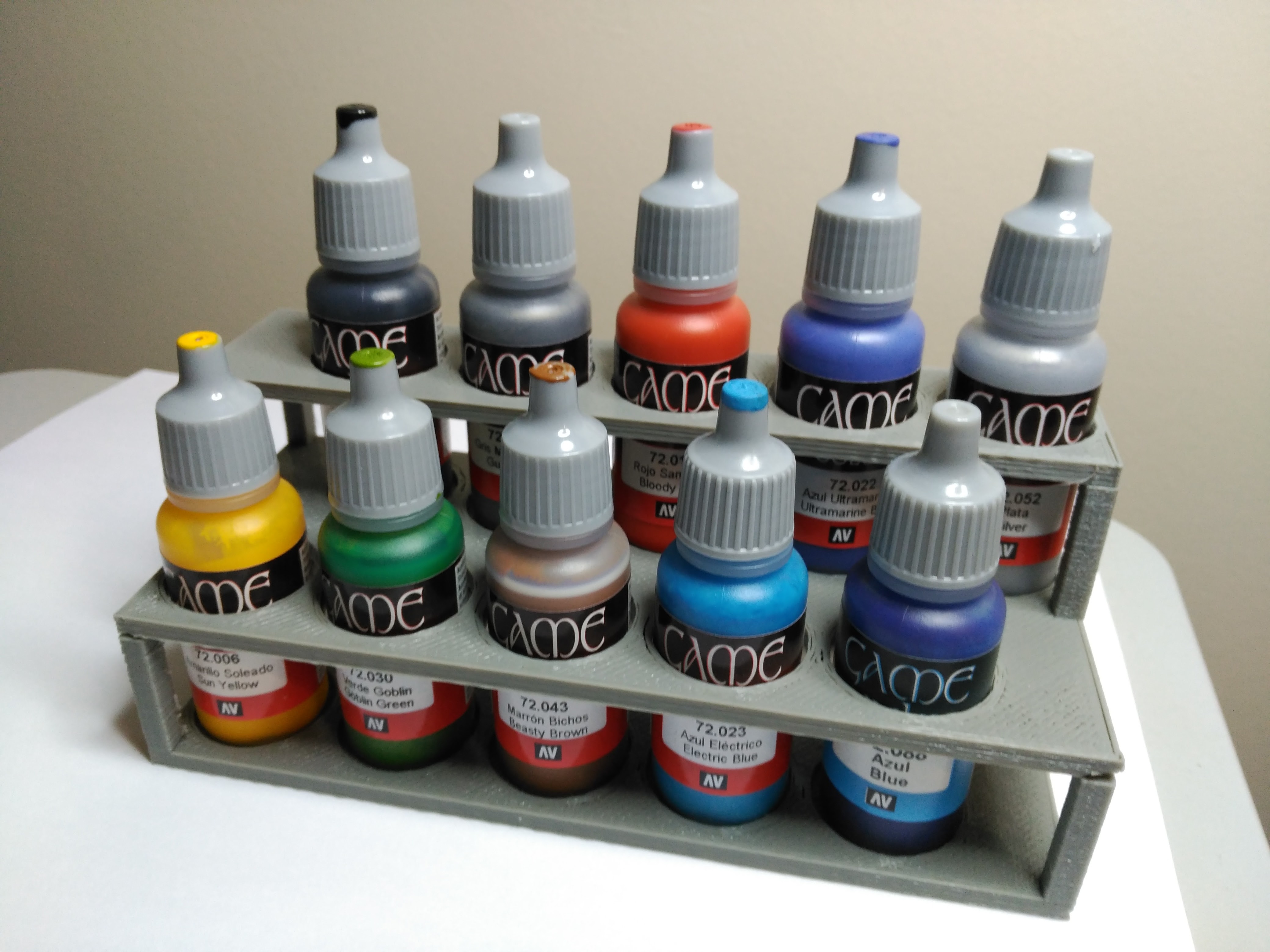 Parametric paint bottle rack
