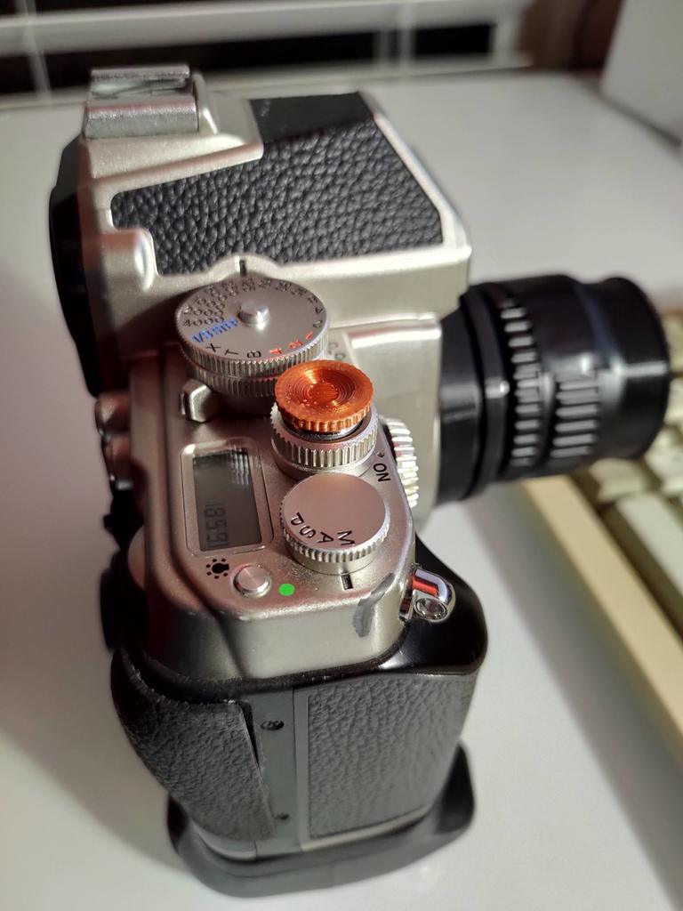 Concave Soft Shutter Release Button (adjusted for Nikon DF)