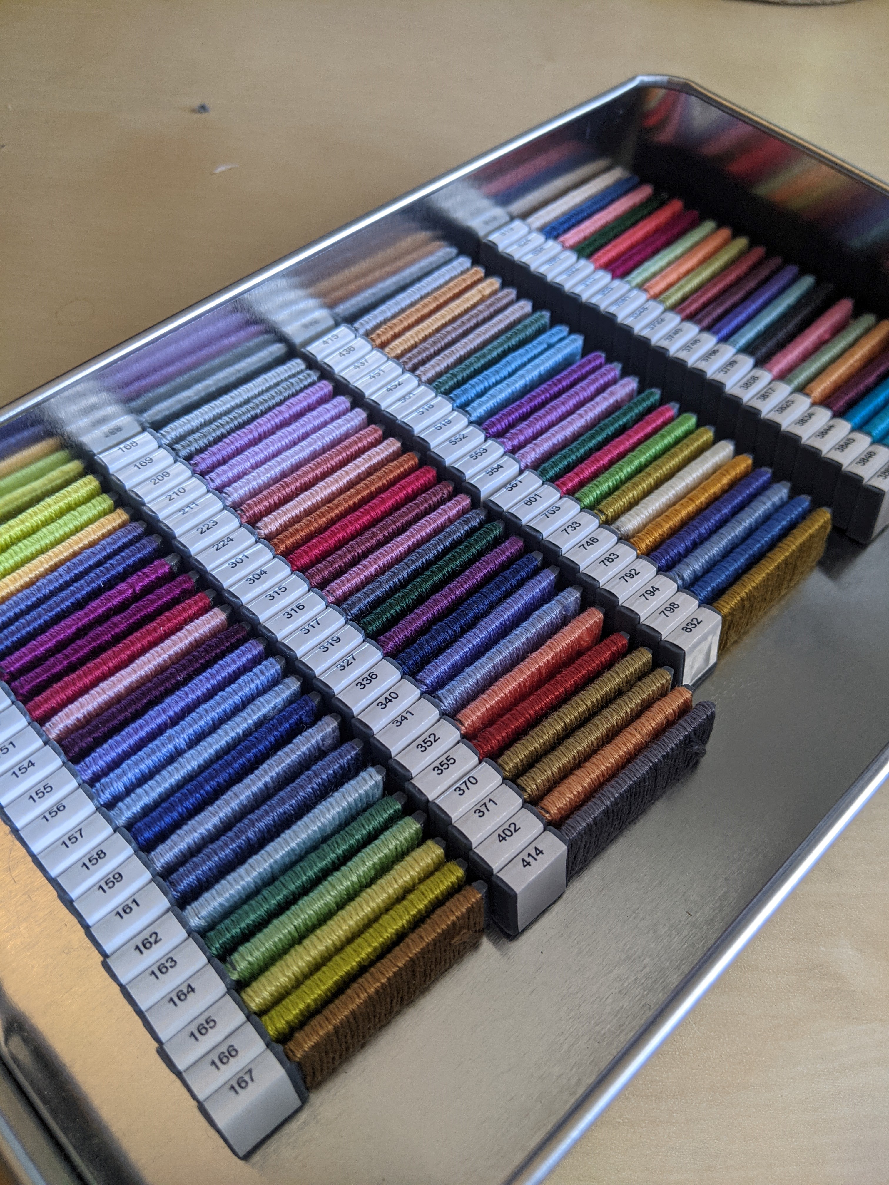 Magnetic Modular Embroidery Floss Color Swatches