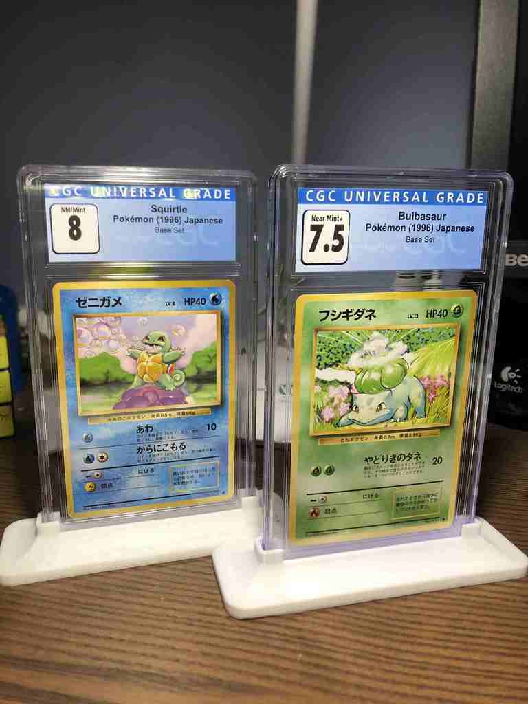 CGC GRADED CARD vertical stand 