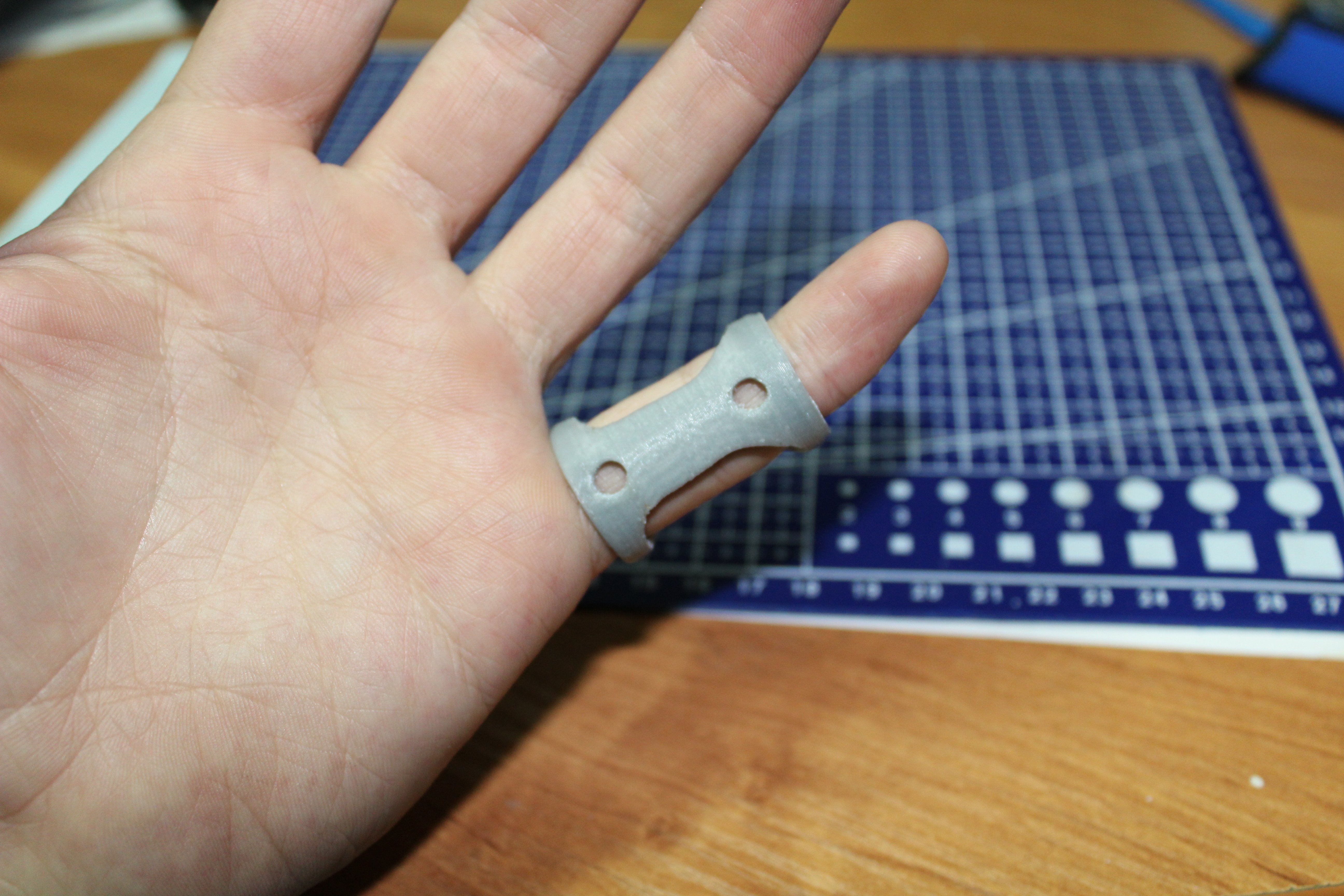 little finger splint