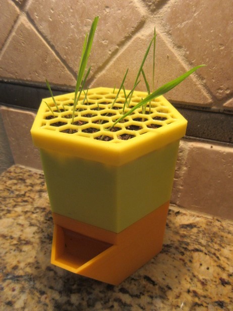 Planter with Reservoir 