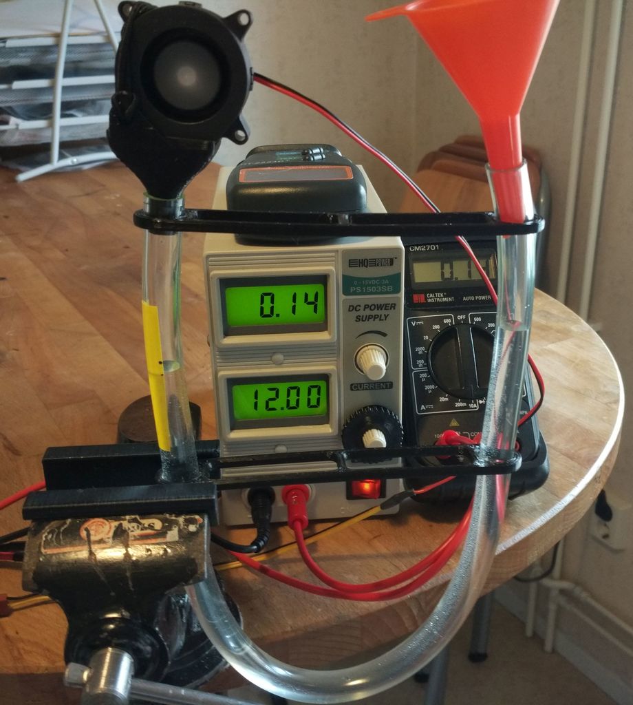 Static pressure gauge for blower fans