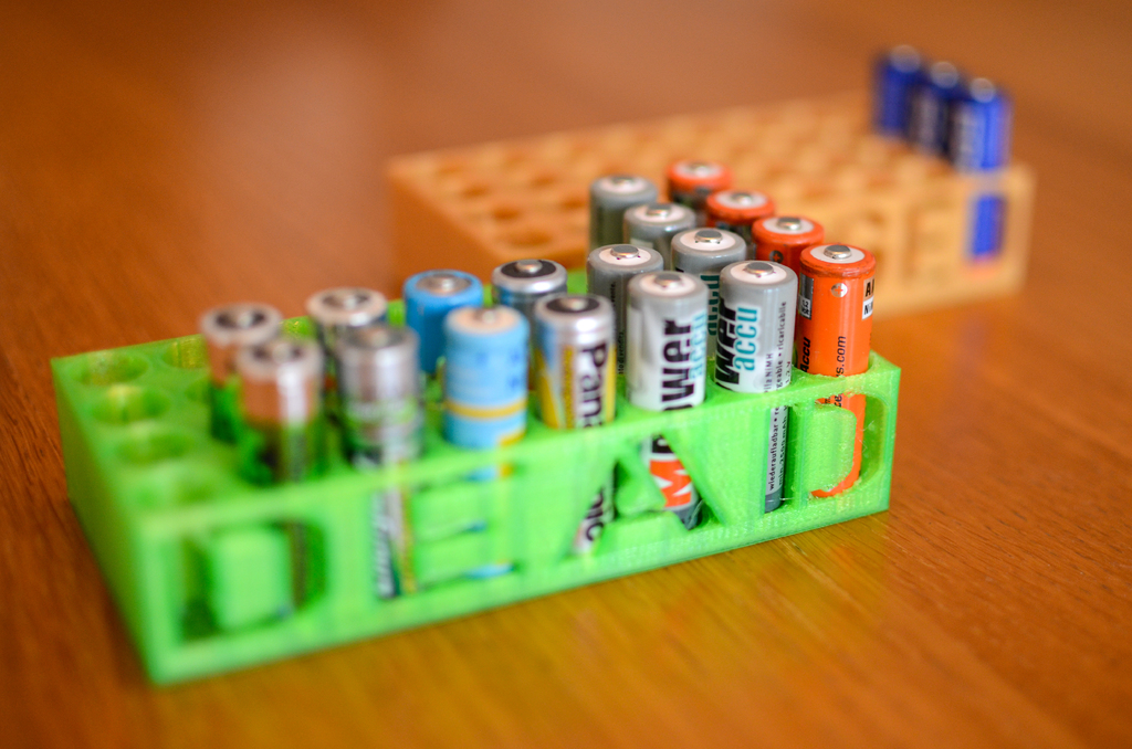 Simple Container for Rechargeable AA Batteries