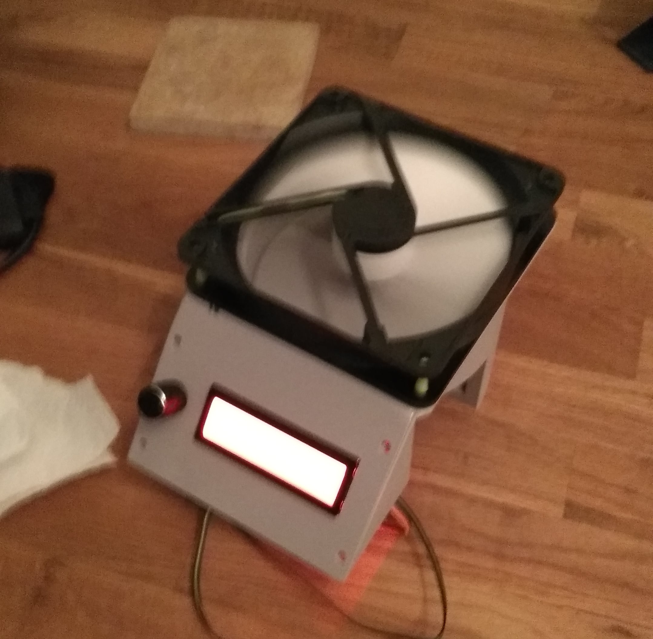 120mm Enclosure Exhaust Fan with SG90 controlled Door