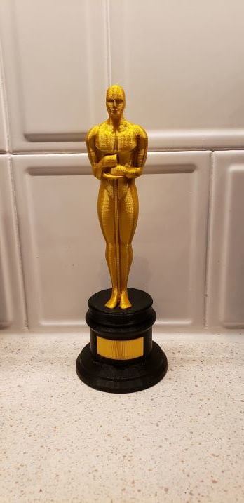 Oscar Statue with label