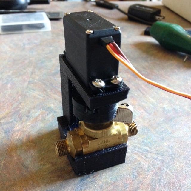 Servo Valve from Ball Valve + Hobby Servo