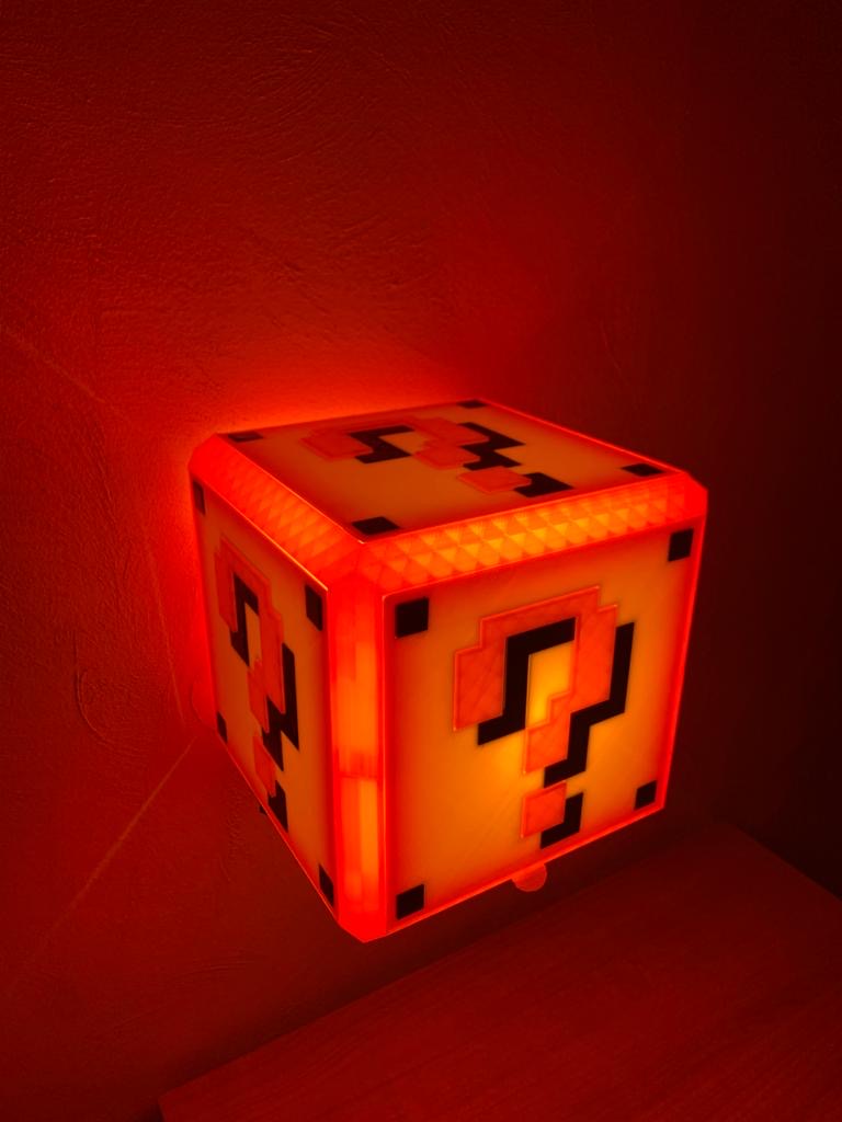 Lampara Mario Bros con sensor de movimiento