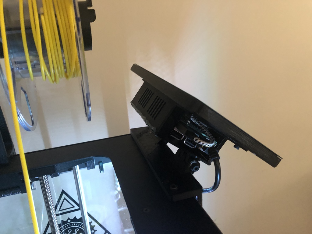 OctoPi with OctoScreen Mount for Lulzbot Mini