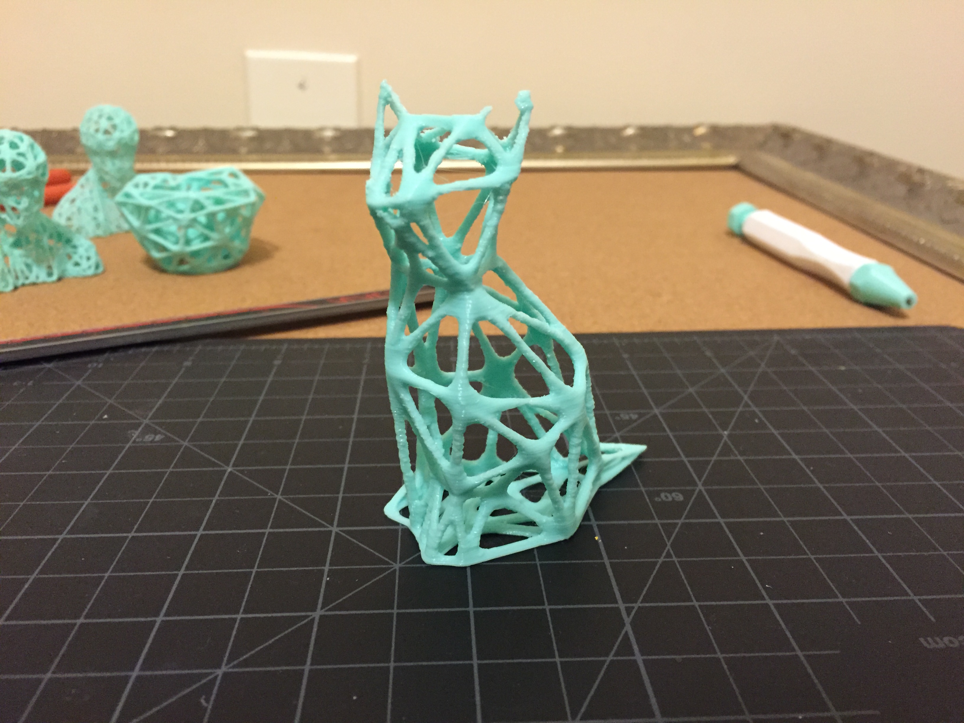 Sitting Cat Voronoi