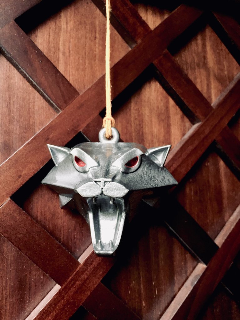 Witcher Medallion - School of the Cat
