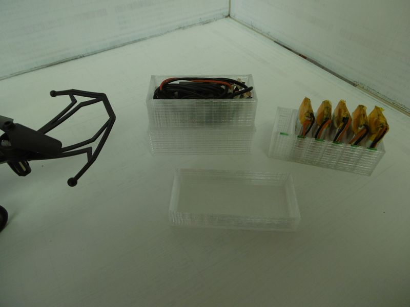 Storage boxes for 6 batteries Lipo 1S 300mA  and USB Charger