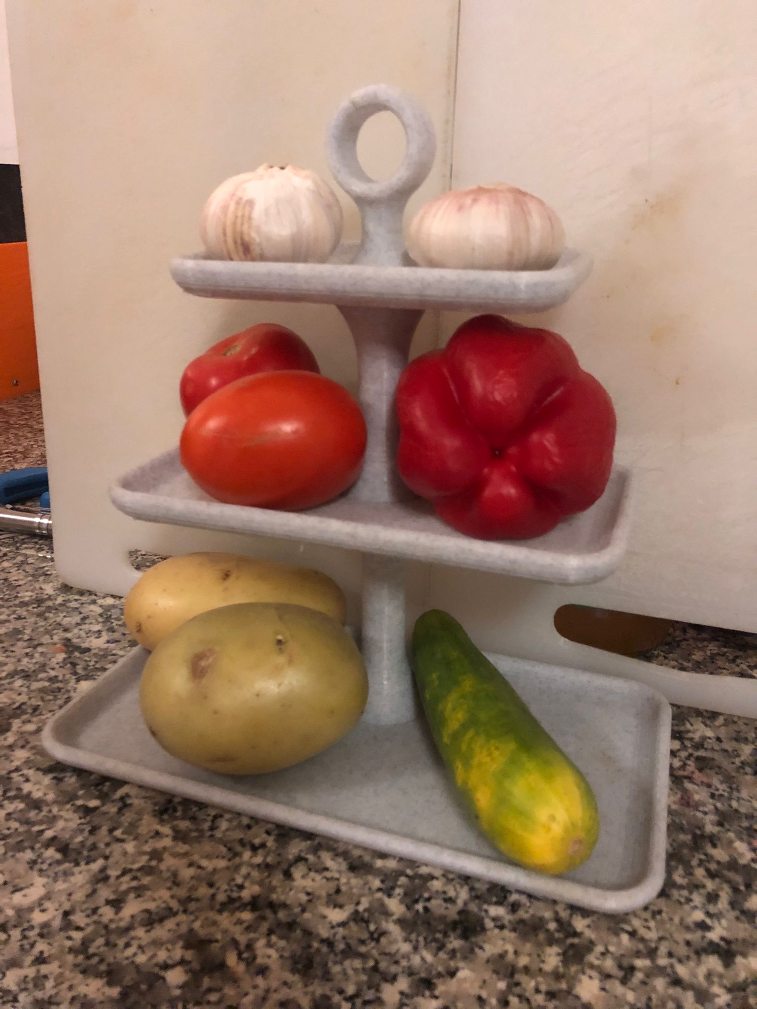 vegetables and fruits storage rack / holder plate