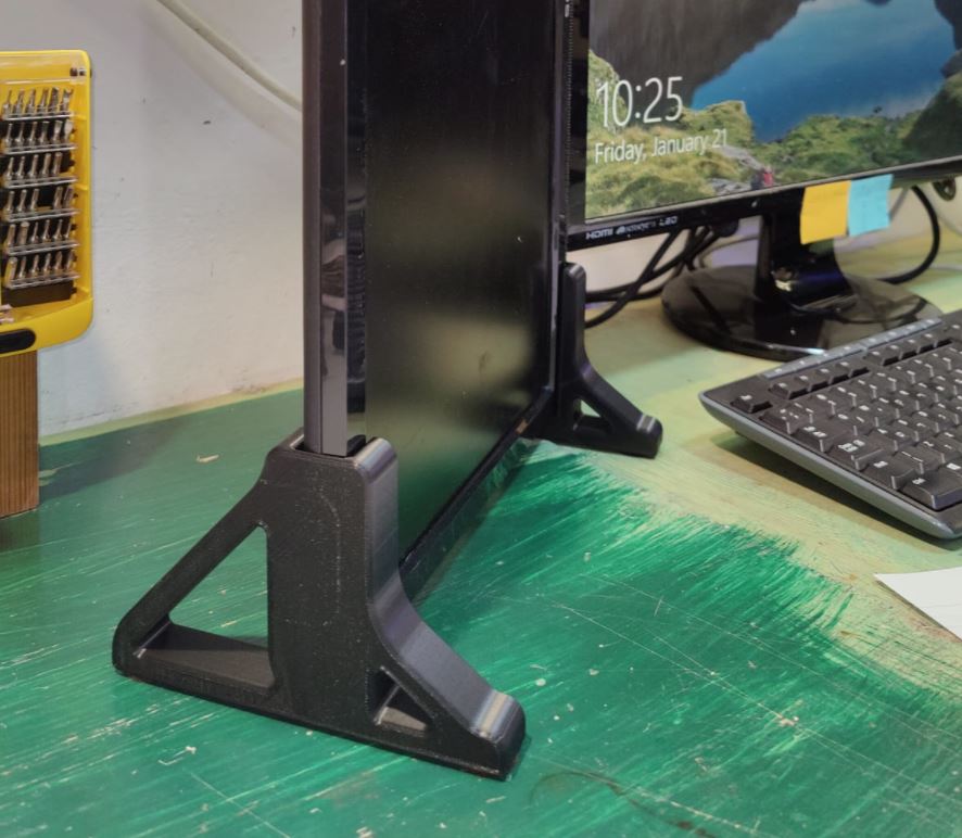 Bracket for computer screen