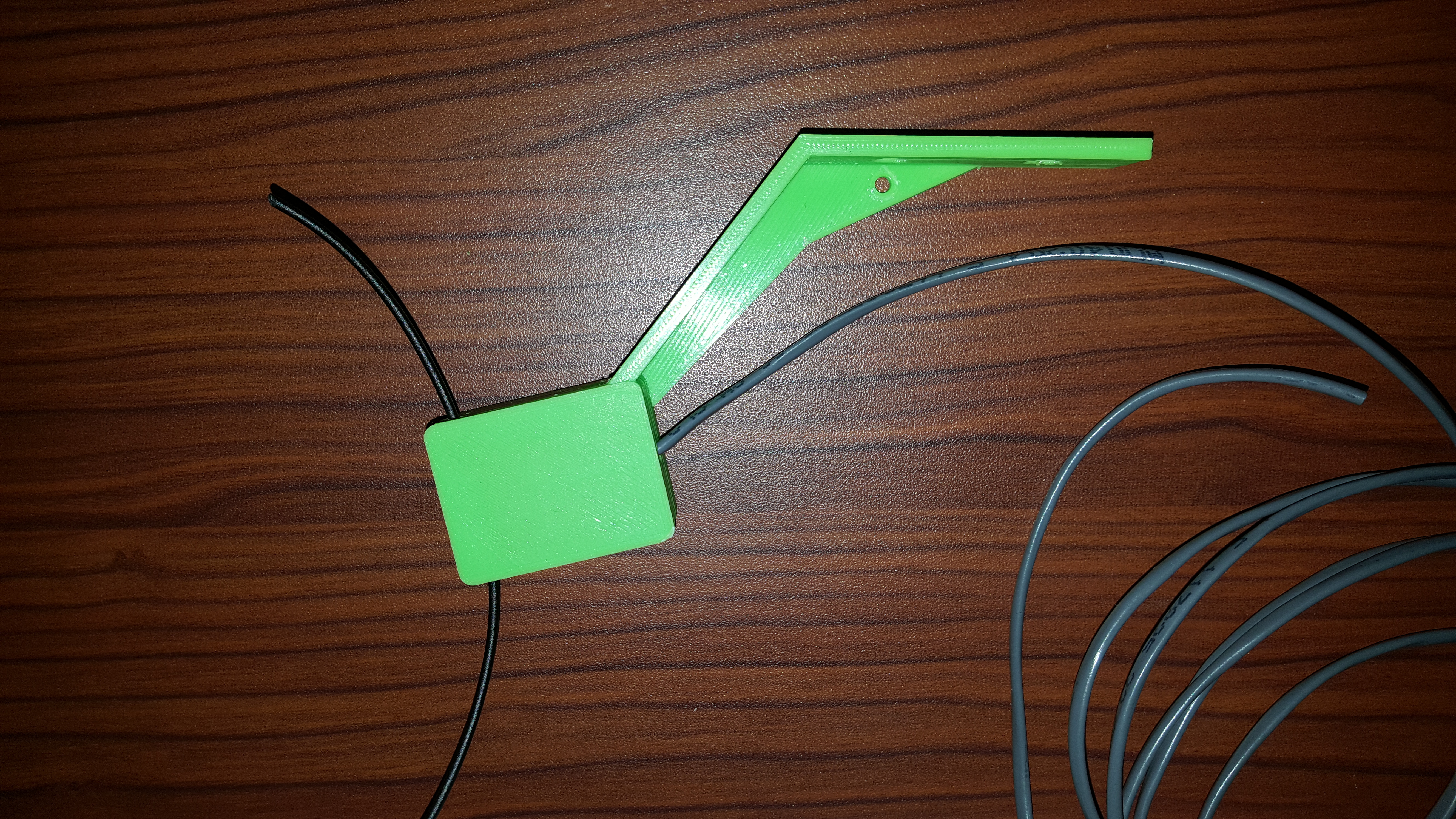 Mechanical filament runout sensor bracket