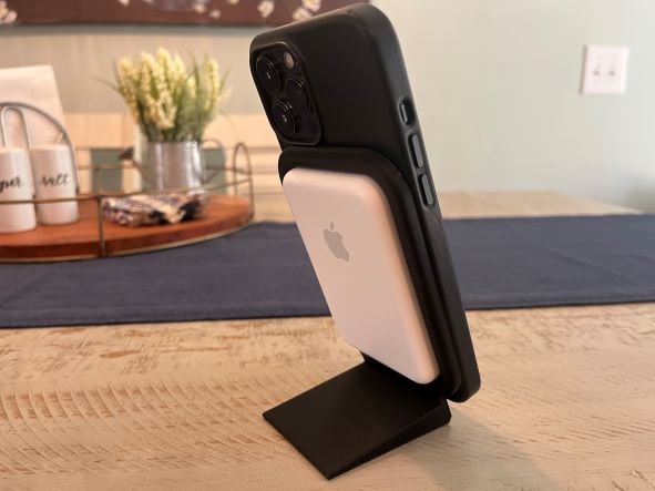 Apple MagSafe Battery iPhone Stand