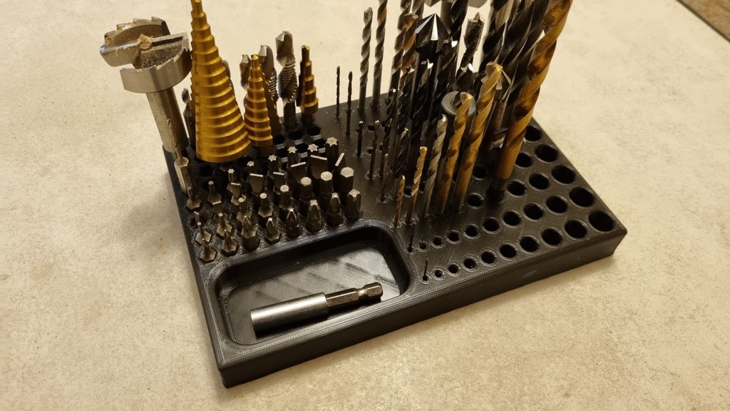 Drill and bit holder (metric)