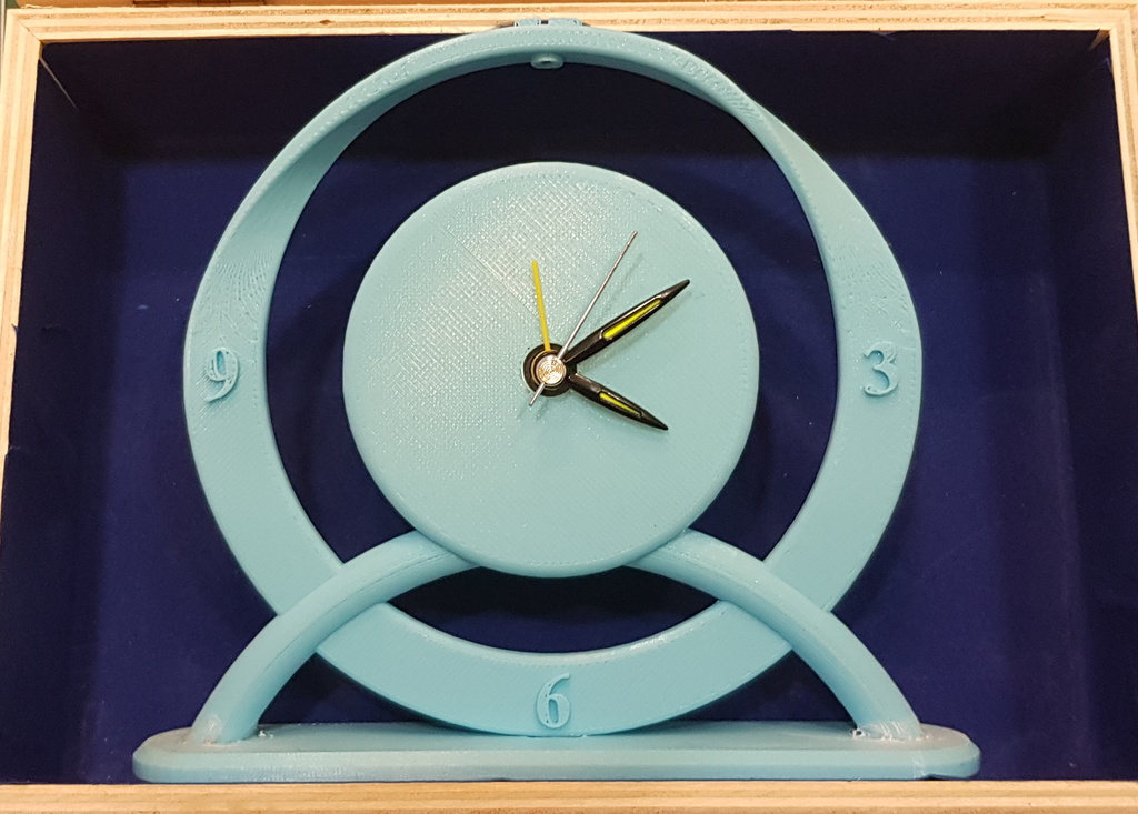 mobius ring clock