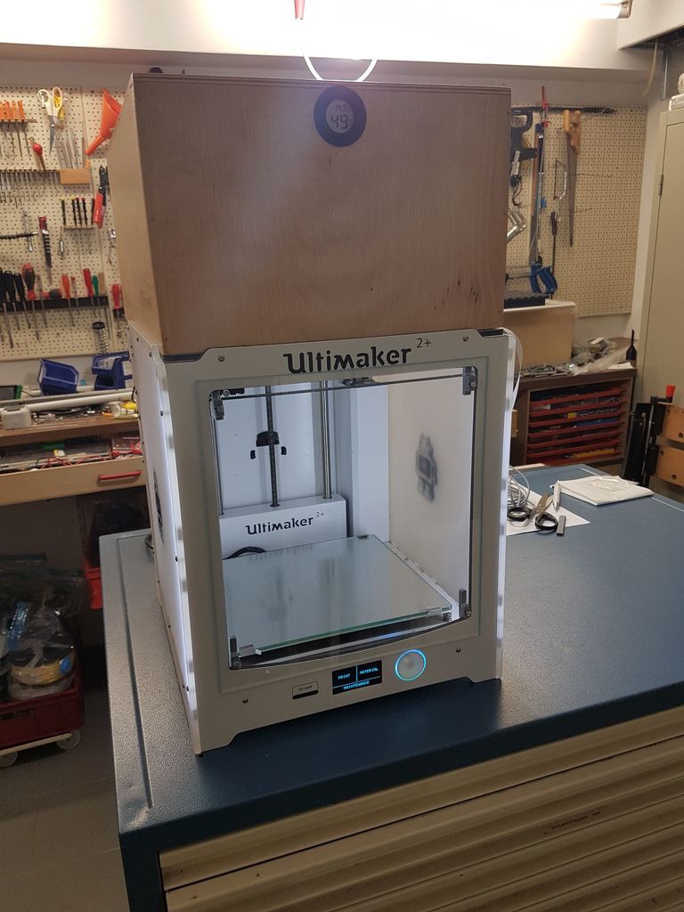 3D-Printer Ultimaker 2 Frontdoor