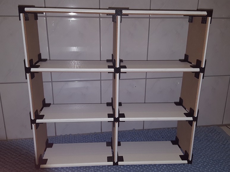 Very simple shelfconnector for 11,5mm panels