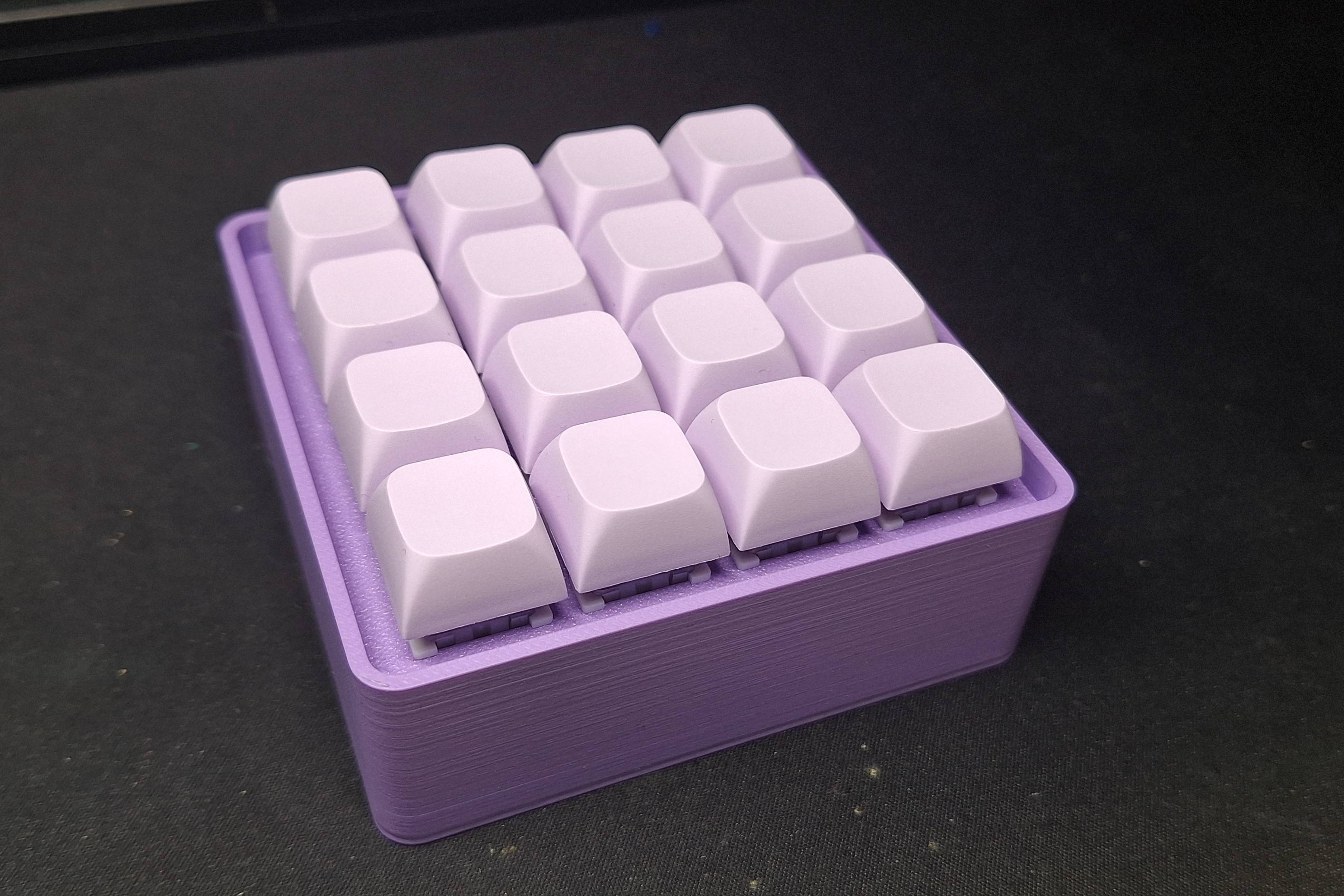 DIY 4x4 Macro Pad Enclosure - PTH - Pi Pico