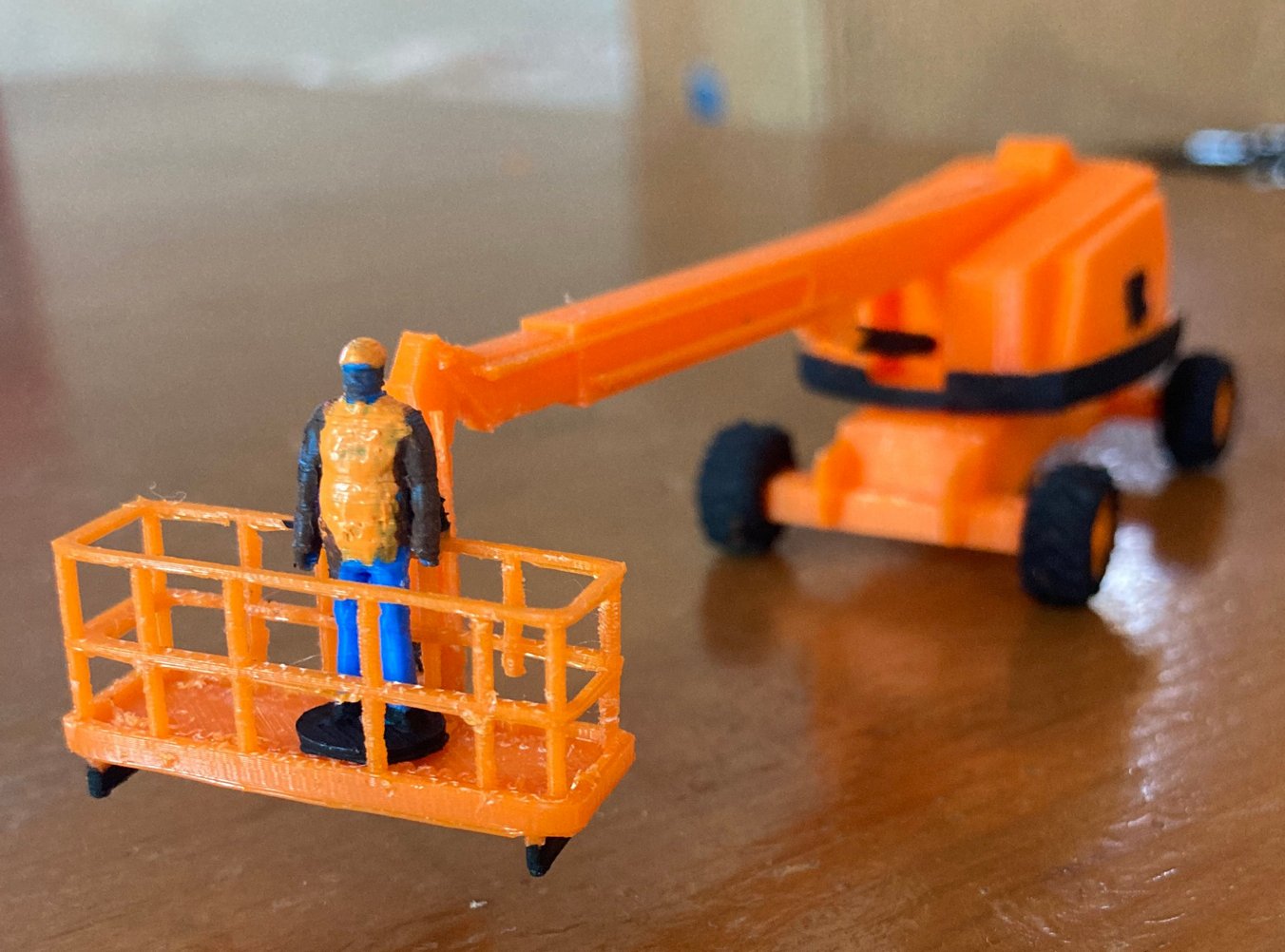 Ho Scale Cherry Picker V2.8- more movement