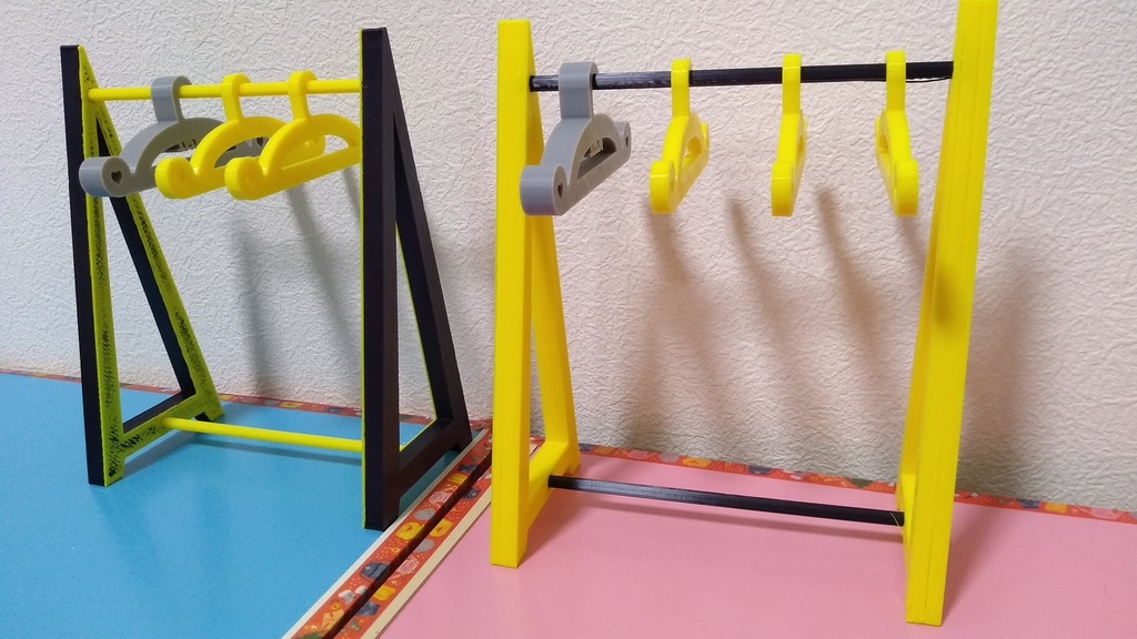 clothes rack for dolls