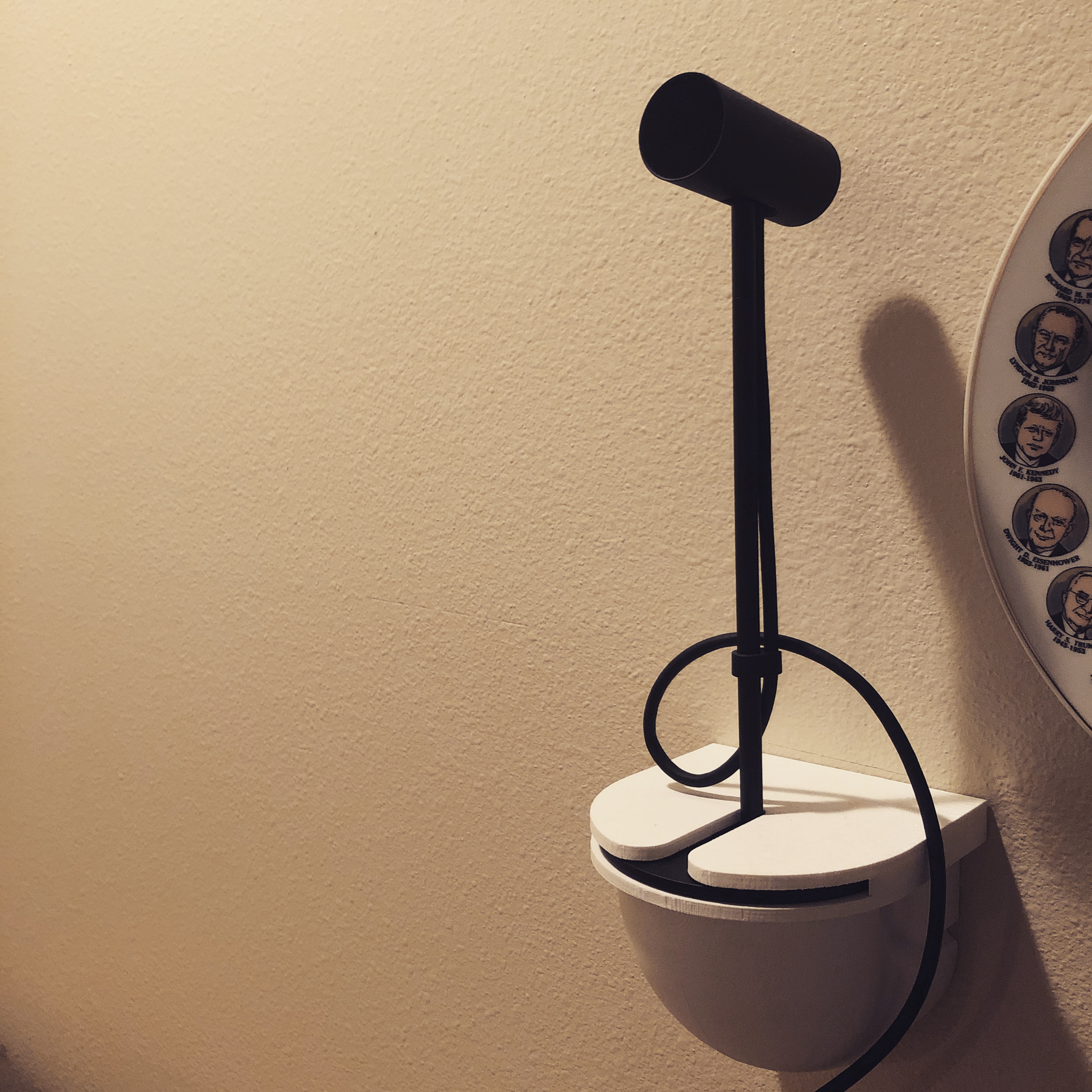 Oculus Sensor Wall Mount