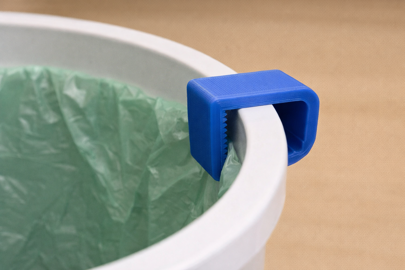Trash Bag Holder Clip (No-Slip Rim Clamp)